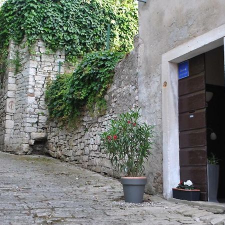Apartament Old Town Uspon Pula Zewnętrze zdjęcie